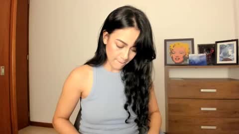 Snapshot of red_flower203 chatting on 12/19/24, 04:02 red_flower203 online show from 12/19/24, 04:02