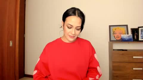 Snapshot of red_flower203 chatting on 12/22/24, 02:06 red_flower203 online show from 12/22/24, 02:06