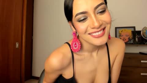 Snapshot of red_flower203 chatting on 03/10/25, 09:51 red_flower203 online show from 03/10/25, 09:51