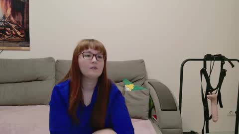 Snapshot of red_fox777 chatting on 11/10/25, 03:33 Lisa online show from 11/10/25, 03:33