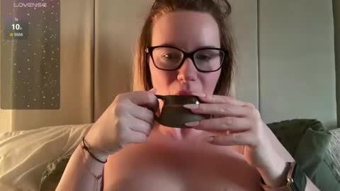 Rosie online show from 03/12/25, 06:29