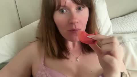 Rosie online show from 03/22/26, 02:09