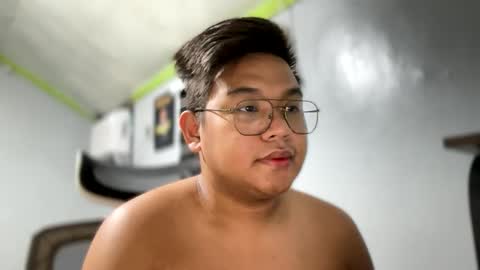 Snapshot of red_iibraxx chatting on 02/24/25, 09:21 Red Libra online show from 02/24/25, 09:21