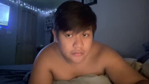 Snapshot of red_iibraxx chatting on 10/30/25, 04:52 Red Libra online show from 10/30/25, 04:52