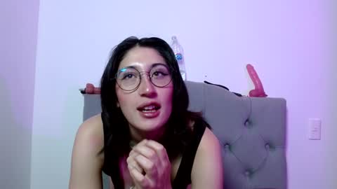 IG   OF red moonn online show from 01/14/25, 12:35