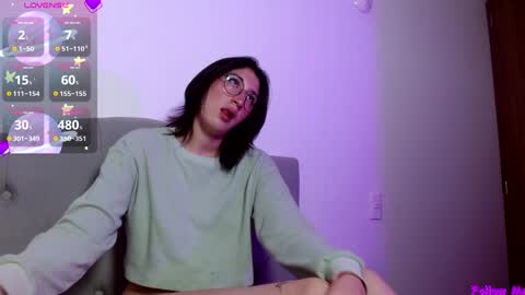 IG   OF red moonn online show from 02/05/25, 12:06