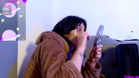 IG   OF red moonn online show from 03/04/25, 12:12