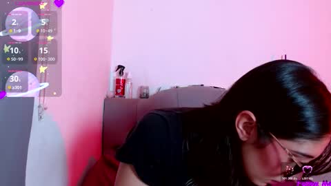 IG   OF red moonn online show from 10/30/25, 05:09