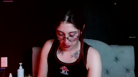 IG   OF red moonn online show from 06/04/26, 05:46