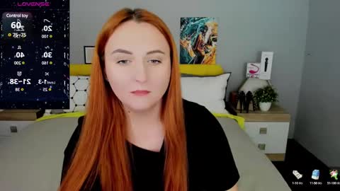 Snapshot of red_naughtyfox chatting on 01/19/25, 12:38 Lessy Fox online show from 01/19/25, 12:38