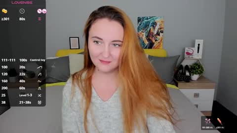 Snapshot of red_naughtyfox chatting on 10/02/25, 06:37 Lessy Fox online show from 10/02/25, 06:37