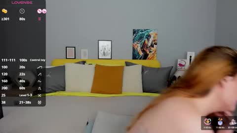 Snapshot of red_naughtyfox chatting on 10/09/25, 05:22 Lessy Fox online show from 10/09/25, 05:22