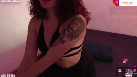 red_velvett0 online show from 02/15/26, 11:41