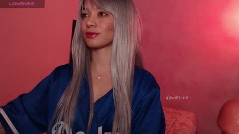 red_velvett0 online show from 03/31/26, 10:04