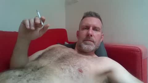 Red online show from 01/07/25, 09:29