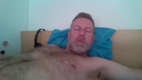 Red online show from 03/07/25, 06:35