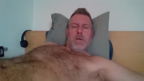 Red online show from 02/09/26, 10:19