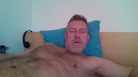 Red online show from 02/23/26, 06:22