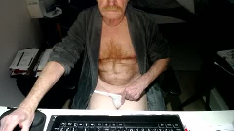 Red online show from 06/28/26, 06:47