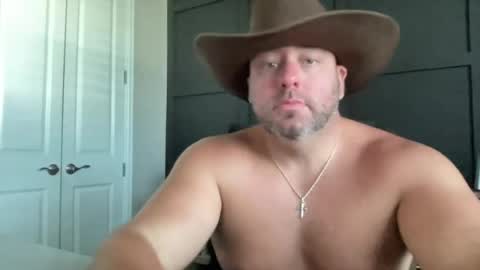 Snapshot of redbull1414 chatting on 07/19/26, 02:32 RedBull online show from 07/19/26, 02:32