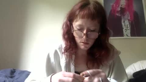 redcassie666 online show from 04/28/26, 10:31