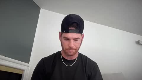 reddead7100 online show from 10/24/25, 09:44