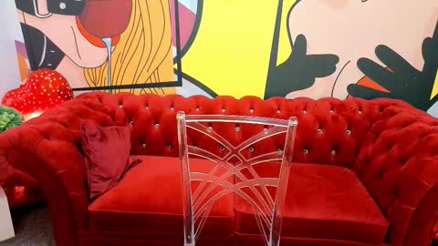 Lily online show from 02/19/26, 07:15