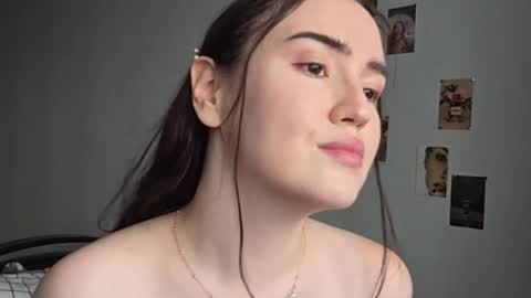 redginbluebersky online show from 04/09/26, 06:52