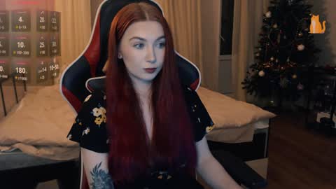 Snapshot of redhaired_kitty chatting on 01/19/25, 10:28 Lina online show from 01/19/25, 10:28