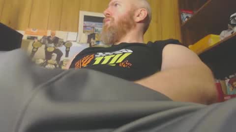 Snapshot of redhead4fun chatting on 01/19/25, 03:42 theredhead4fun online show from 01/19/25, 03:42