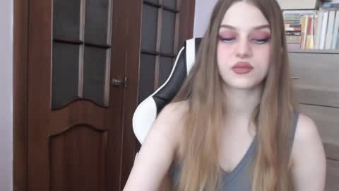 Lily online show from 10/15/25, 02:22