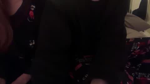 Snapshot of redheadandbigpeenar chatting on 12/21/25, 11:23 Redhead and BigPeenar online show from 12/21/25, 11:23