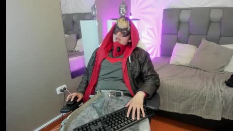 redhood_1_ online show from 03/08/26, 05:00