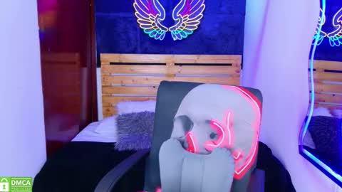 Lili Lopez online show from 03/25/26, 08:15