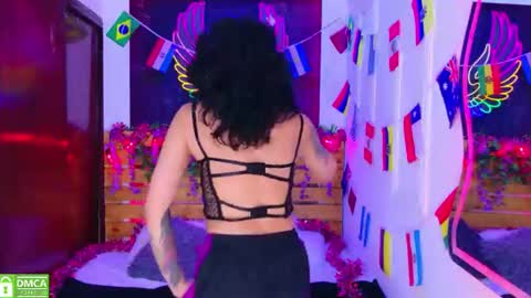 Lili Lopez online show from 07/10/26, 08:00