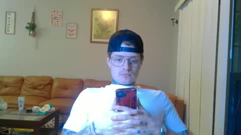 Snapshot of redinthebed chatting on 09/30/25, 12:37 InkedGinger online show from 09/30/25, 12:37