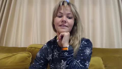 RedJessica online show from 09/19/25, 05:31