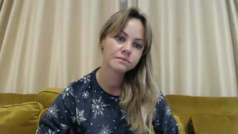 RedJessica online show from 09/27/25, 03:44