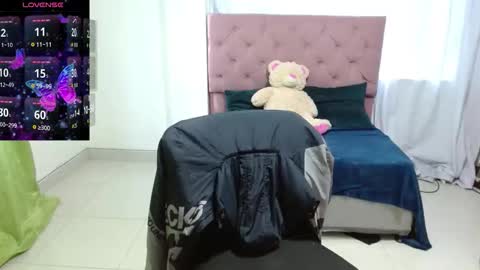 redlips_f_w online show from 02/24/26, 09:57