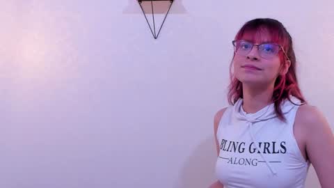 Snapshot of redmeloddy chatting on 12/02/24, 07:49 Meloddy online show from 12/02/24, 07:49