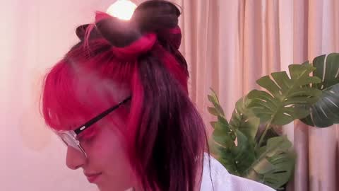 Meloddy online show from 02/04/25, 10:45