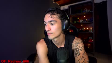 Red online show from 01/06/25, 04:26