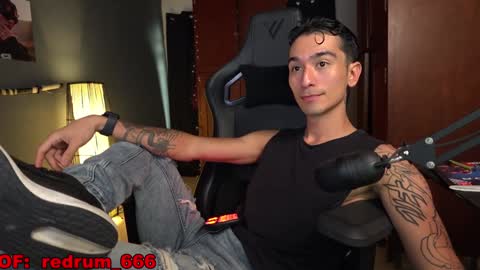 Red online show from 01/15/25, 06:29