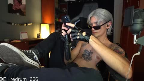 Red online show from 02/04/25, 09:52