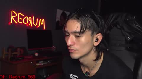 Red online show from 12/03/25, 03:21