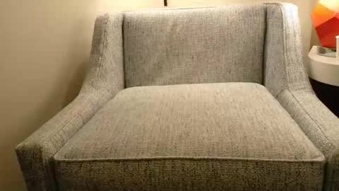 Reds Riding the Wolf online show from 10/25/25, 06:21