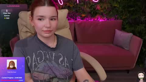 Snapshot of redshinee chatting on 03/10/25, 10:04 Mati online show from 03/10/25, 10:04