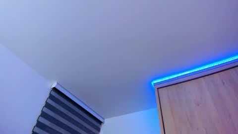 redski77 online show from 01/02/25, 11:20