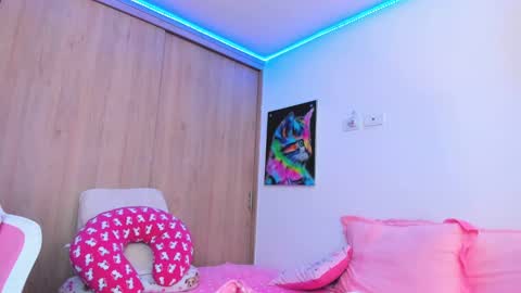 redski77 online show from 01/27/25, 06:19