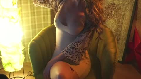 Red online show from 04/18/26, 07:58